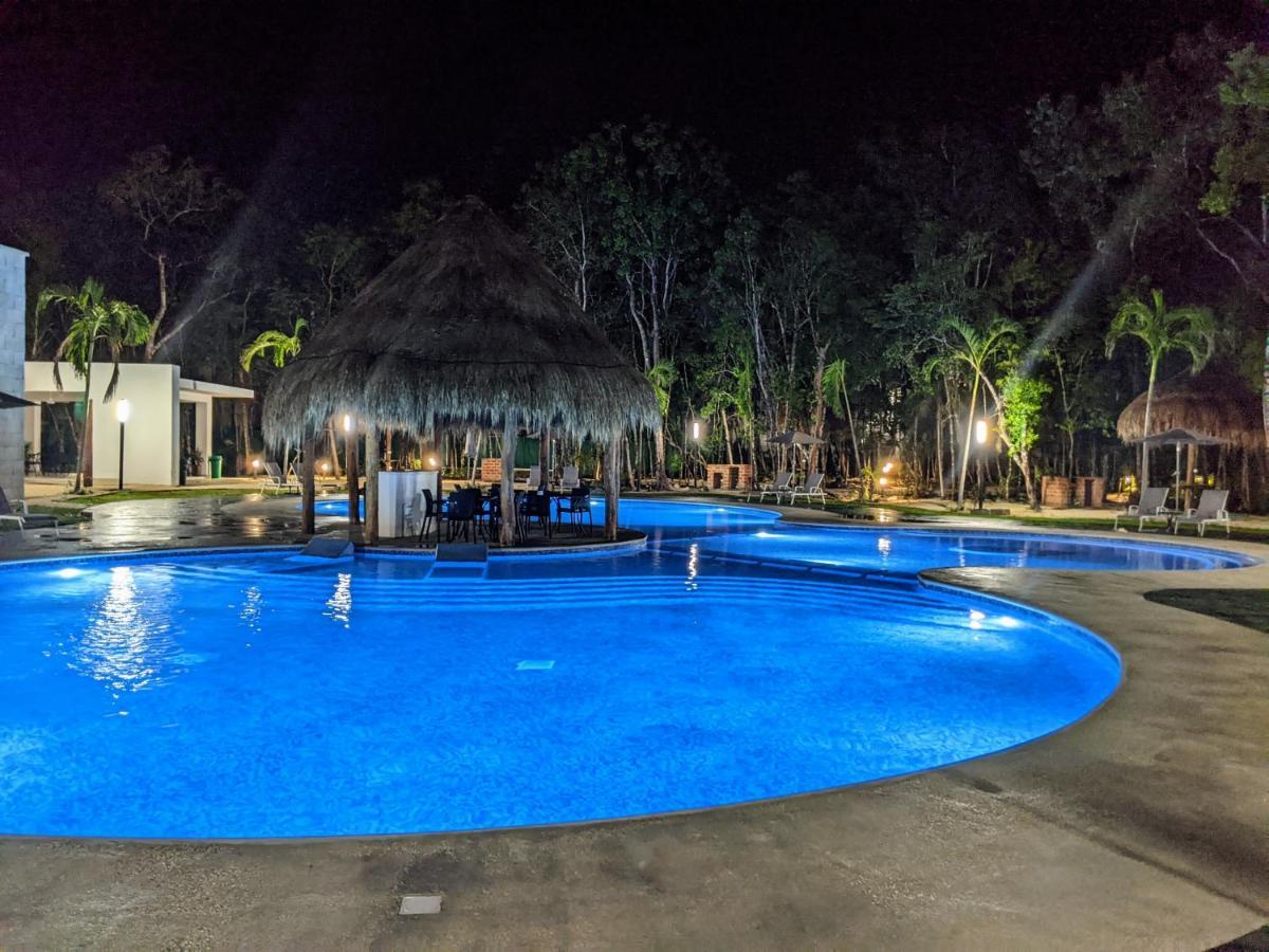 2-Bedroom Condo By The Jungle W/ Swimming Pool Puerto Morelos Εξωτερικό φωτογραφία
