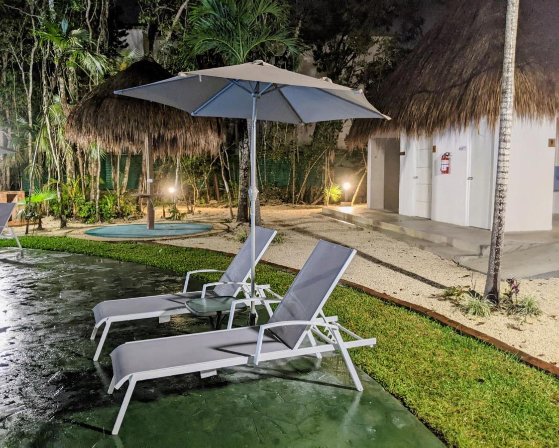 2-Bedroom Condo By The Jungle W/ Swimming Pool Puerto Morelos Εξωτερικό φωτογραφία