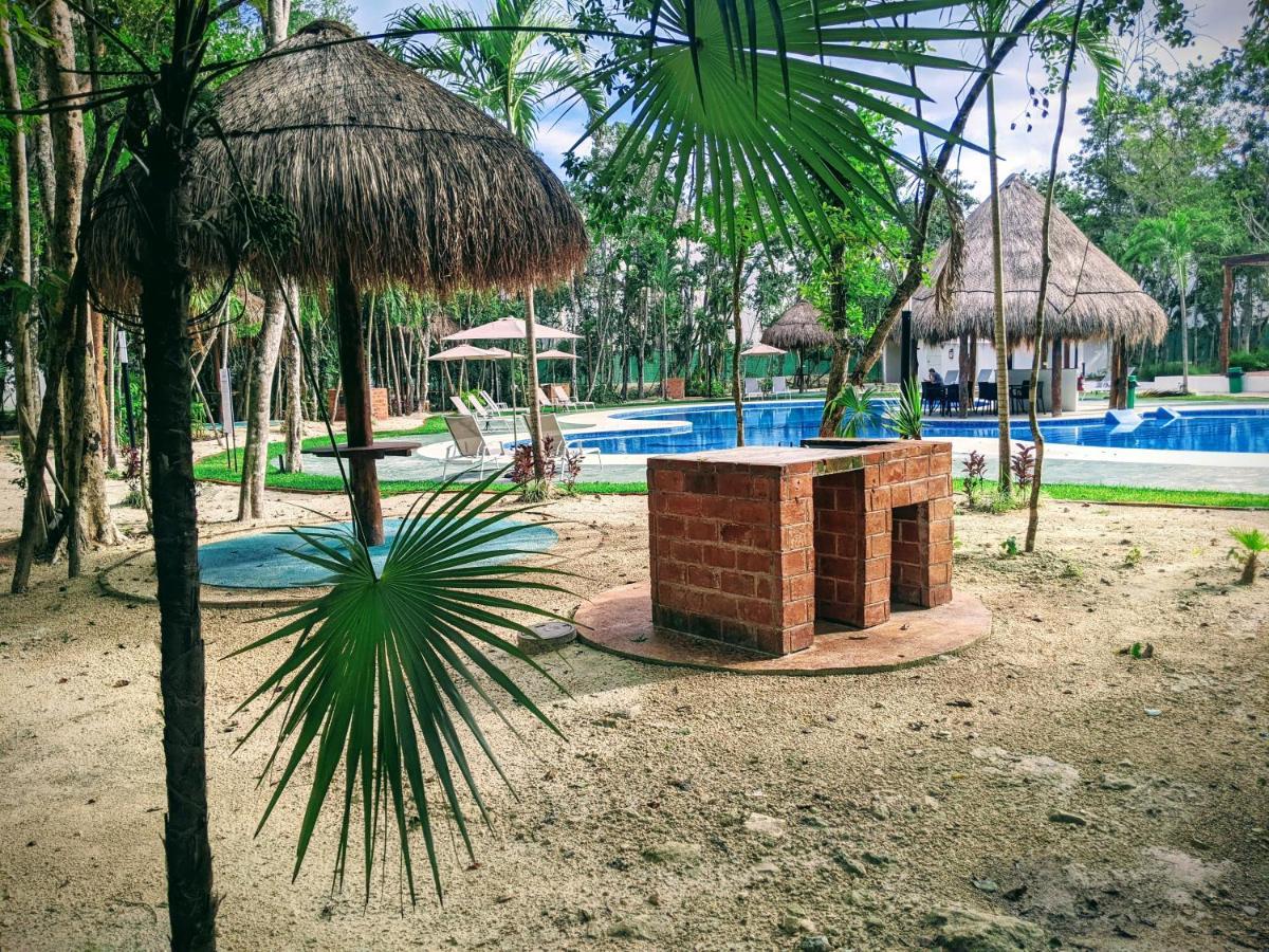 2-Bedroom Condo By The Jungle W/ Swimming Pool Puerto Morelos Εξωτερικό φωτογραφία